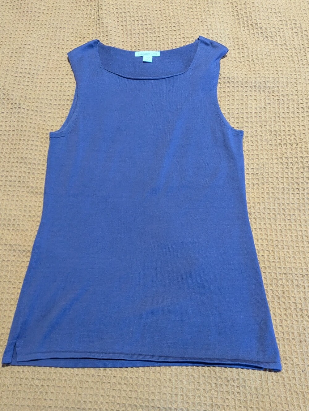 Sleeveless Women's Knit Silk Blend Shell Top in Blue, S 6-8